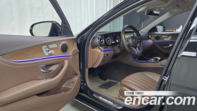Mercedes-Benz E-Class E220d 4MATIC Exclusive