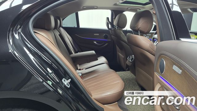 Mercedes-Benz E-Class E220d 4MATIC Exclusive