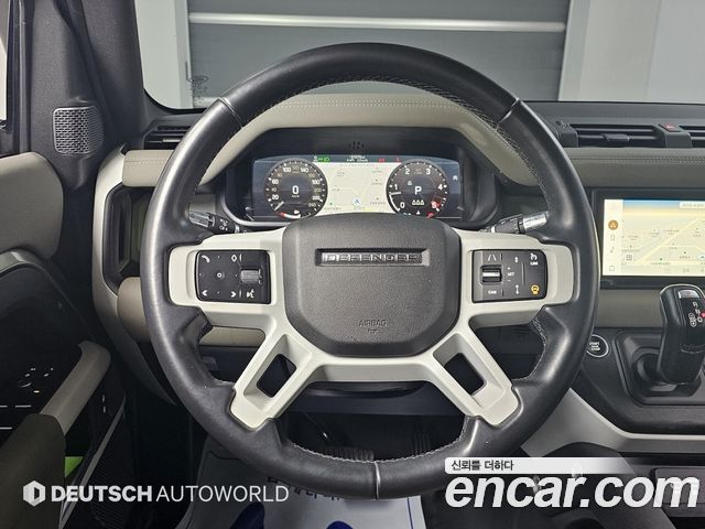Land Rover Defender 110 D240 SE