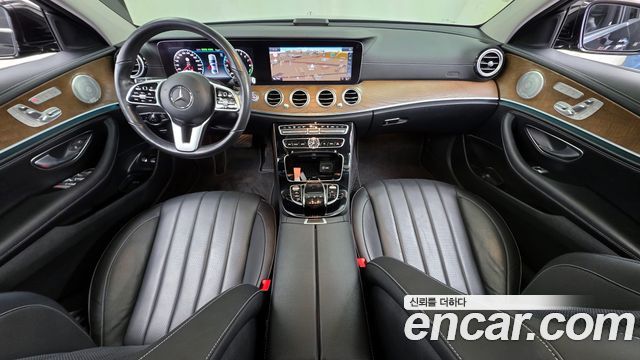 Mercedes-Benz E-Class E300e Exclusive