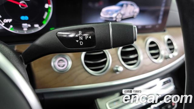 Mercedes-Benz E-Class E300e Exclusive