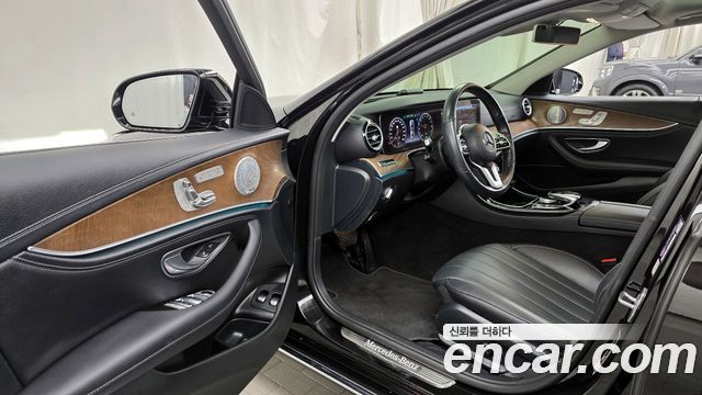 Mercedes-Benz E-Class E300e Exclusive