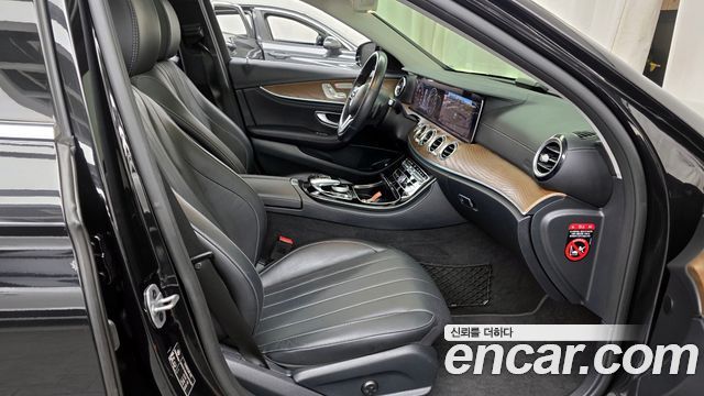Mercedes-Benz E-Class E300e Exclusive