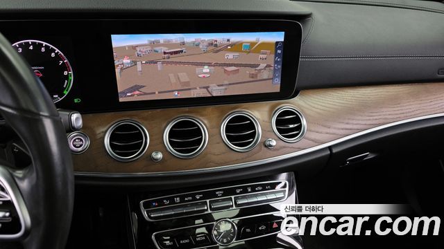 Mercedes-Benz E-Class E300e Exclusive