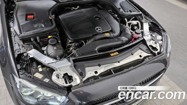 Mercedes-Benz E-Class E350 4MATIC AMG Line