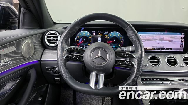 Mercedes-Benz E-Class E350 4MATIC AMG Line