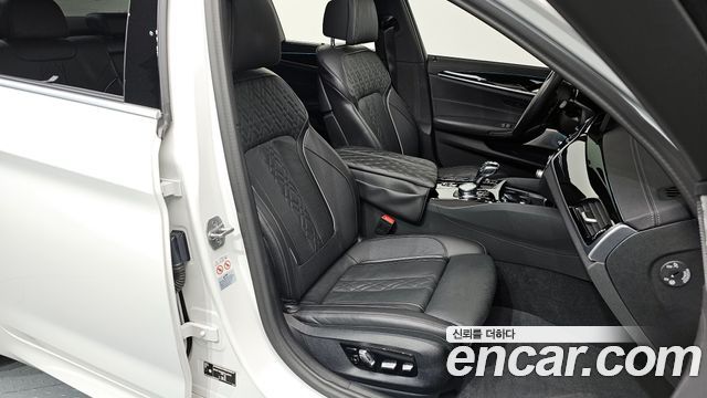 BMW 5-Series 530i M Sport Package