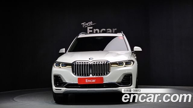 BMW X7 xDrive 40i Design Pure Excellence 6-Seater