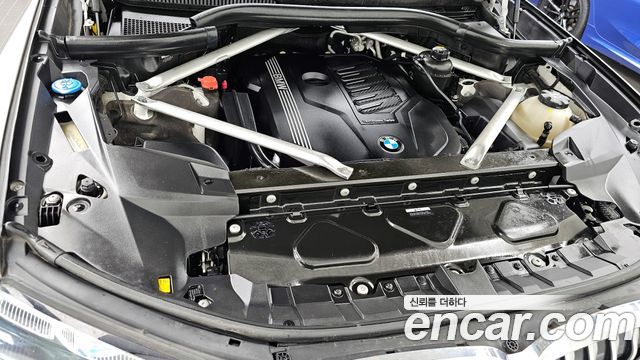 BMW X7 xDrive 40i Design Pure Excellence 6-Seater