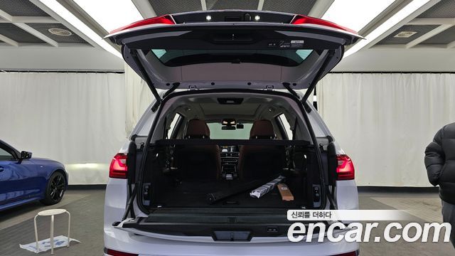 BMW X7 xDrive 40i Design Pure Excellence 6-Seater