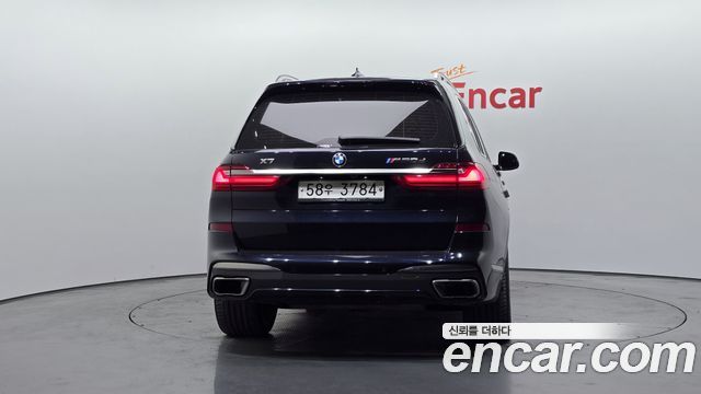 BMW X7 M50d