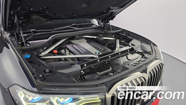BMW X7 M50d
