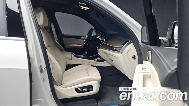 BMW X7 xDrive 40i M Sport 6STR