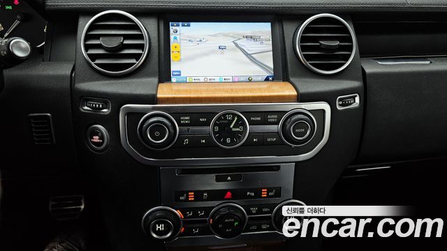 Land Rover Discovery 3.0 SDV6 SE