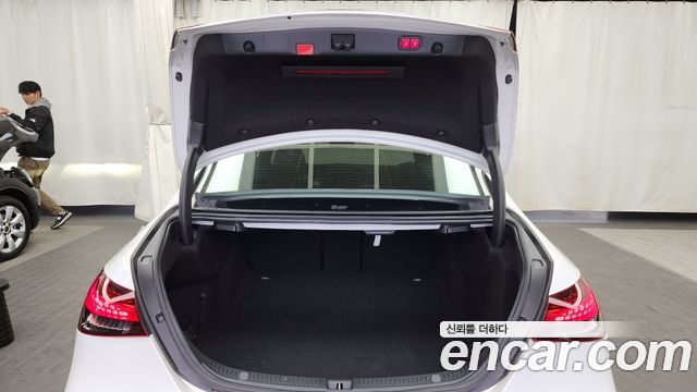Mercedes-Benz E-Class E250 Avantgarde