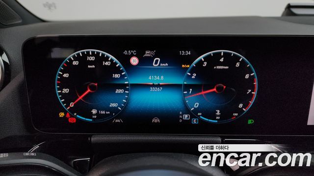 Mercedes-Benz GLA-Class GLA45 AMG 4MATIC+