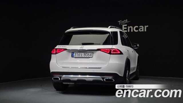 Mercedes-Benz GLE-Class GLE300d 4MATIC