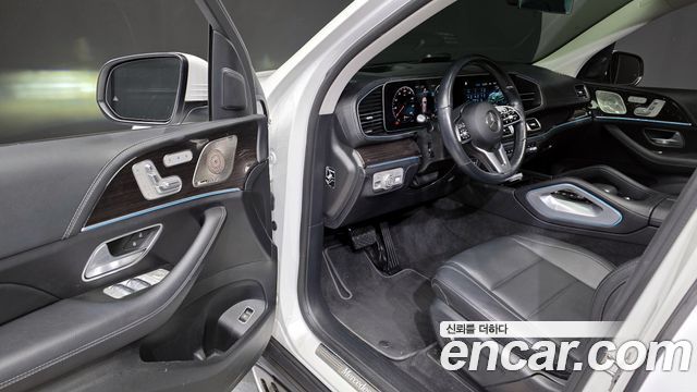 Mercedes-Benz GLE-Class GLE300d 4MATIC
