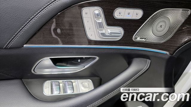 Mercedes-Benz GLE-Class GLE300d 4MATIC