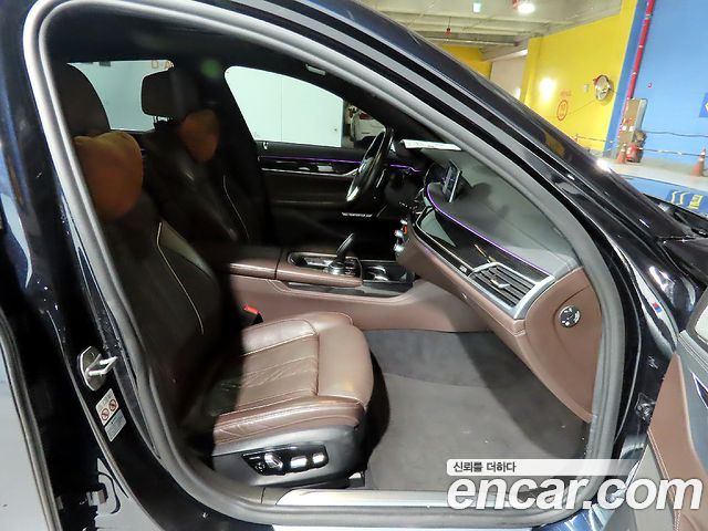 BMW 7-Series 730d xDrive M Sport