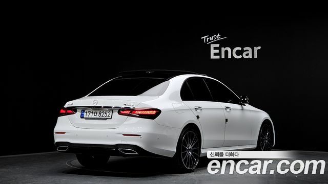 Mercedes-Benz E-Class E350 4MATIC AMG Line