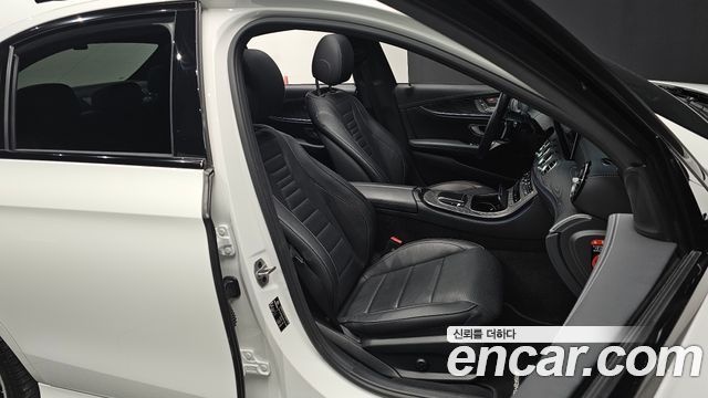 Mercedes-Benz E-Class E350 4MATIC AMG Line