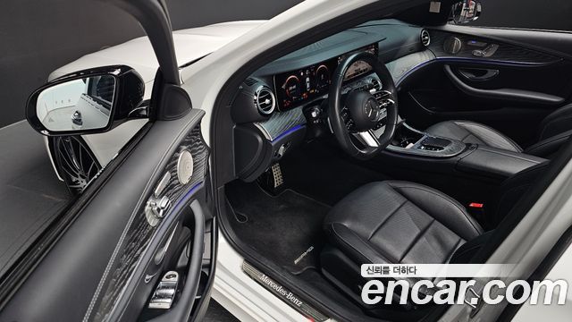 Mercedes-Benz E-Class E350 4MATIC AMG Line
