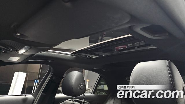 Mercedes-Benz E-Class E350 4MATIC AMG Line