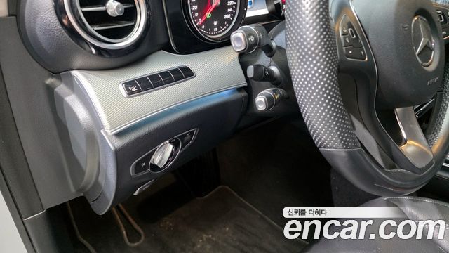 Mercedes-Benz E-Class E200 Avantgarde