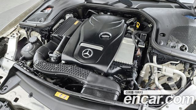 Mercedes-Benz E-Class E300 Avantgarde
