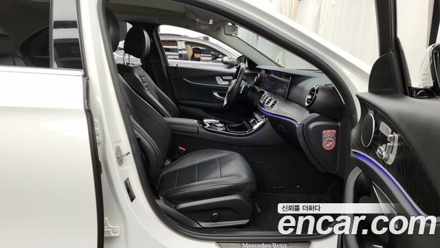 Mercedes-Benz E-Class E300 Avantgarde