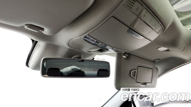 Mercedes-Benz E-Class E300 Avantgarde