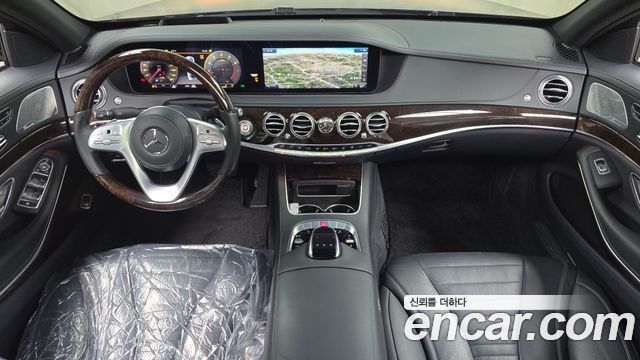 Mercedes-Benz S-Class S560L 4MATIC