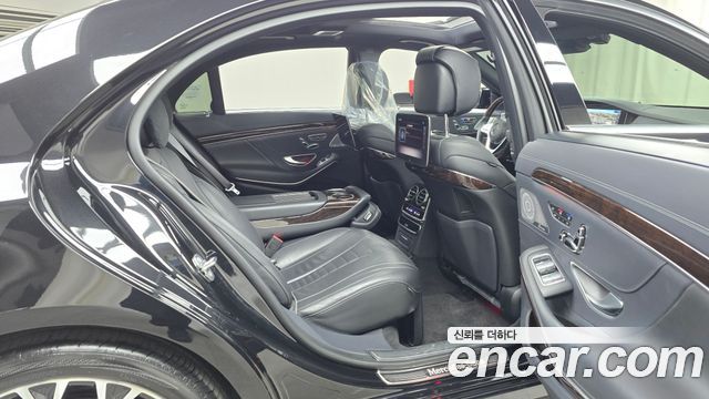 Mercedes-Benz S-Class S560L 4MATIC