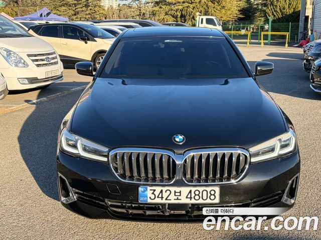 BMW 5-Series 530i Luxury