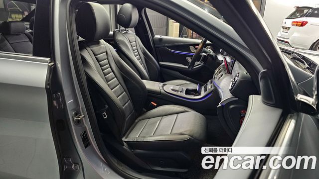 Mercedes-Benz E-Class E220d 4MATIC AMG Line