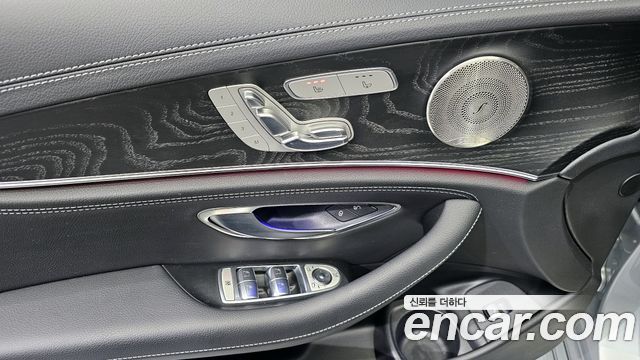 Mercedes-Benz E-Class E220d 4MATIC AMG Line