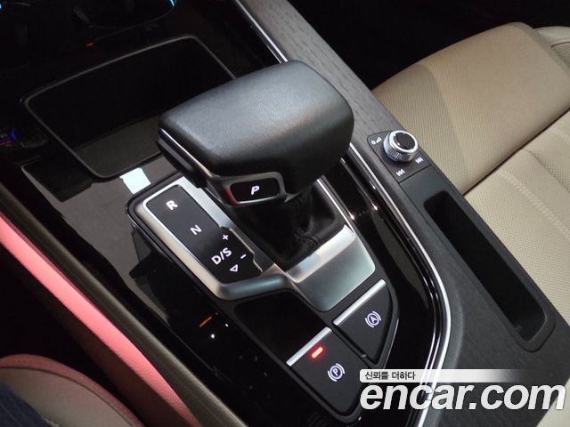 Audi A4 40 TFSI Premium