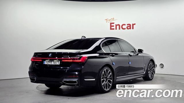BMW 7-Series 730d xDrive M Sport