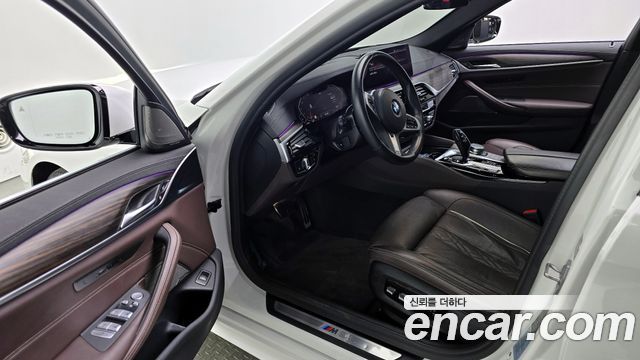 BMW 5-Series 530i M Sport Package