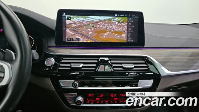 BMW 5-Series 530i M Sport Package