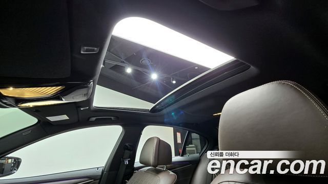 BMW 5-Series 530i M Sport Package