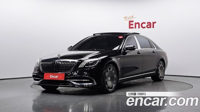 Mercedes-Benz S-Class Maybach S560