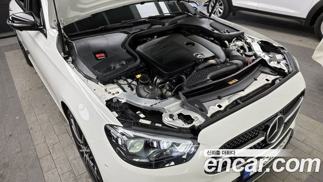 Mercedes-Benz E-Class E350 4MATIC AMG Line