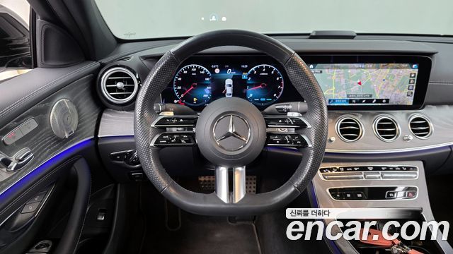 Mercedes-Benz E-Class E350 4MATIC AMG Line