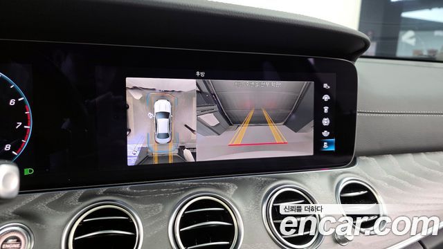 Mercedes-Benz E-Class E350 4MATIC AMG Line