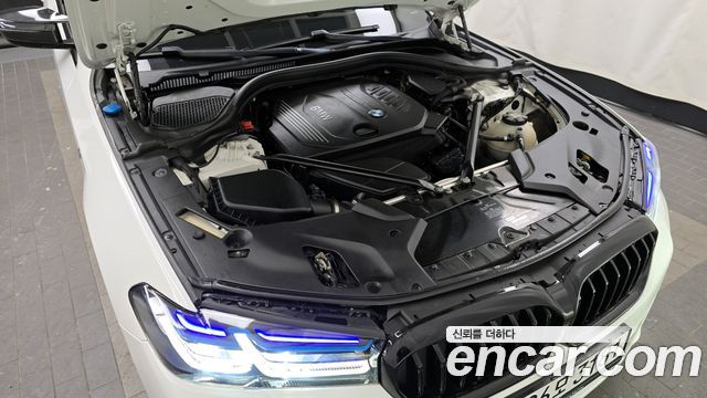 BMW 5-Series 520d M Sport package