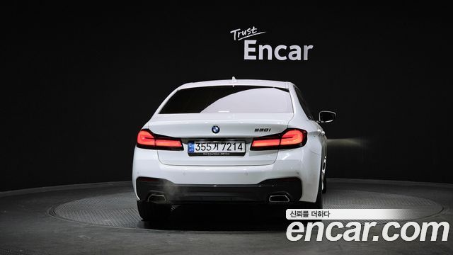 BMW 5-Series 530i M Sport Package