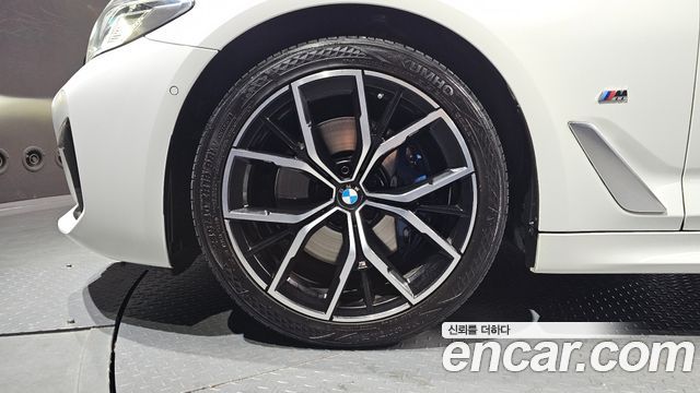 BMW 5-Series 530i M Sport Package