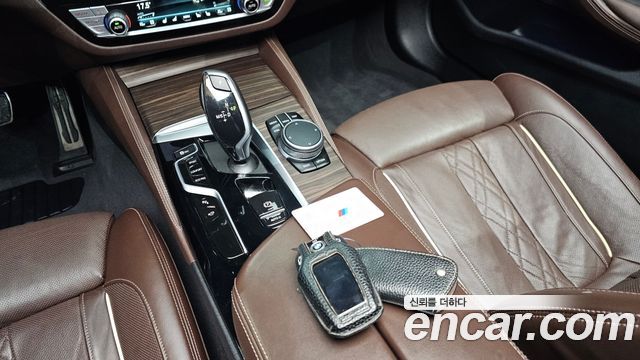 BMW 5-Series 530i M Sport Package